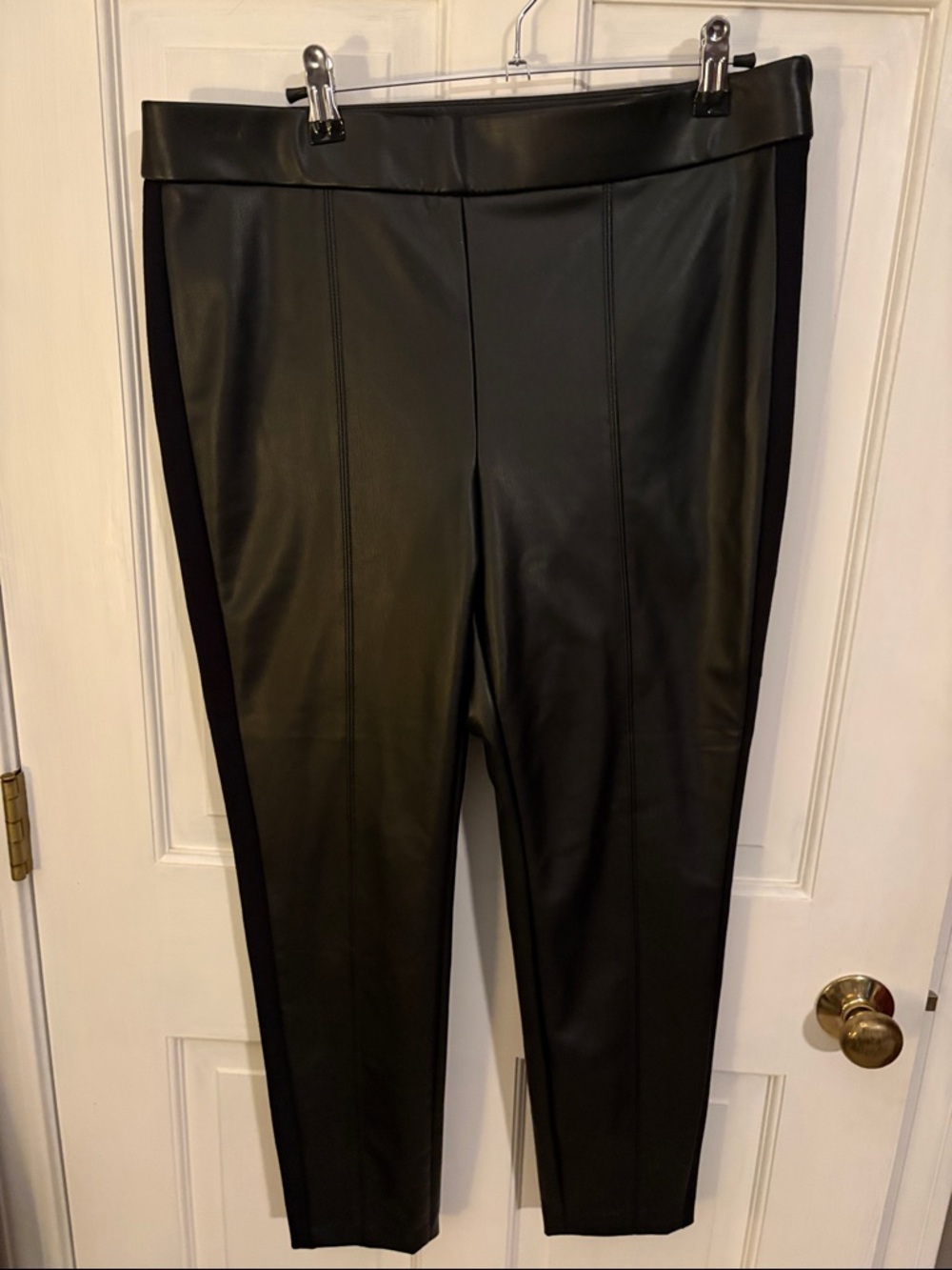 Black Faux Leather Talbots size 12 petite Portland pants Cropped Ponte Leggings